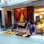 This is the most famous painting in the world complete with the name of the painter